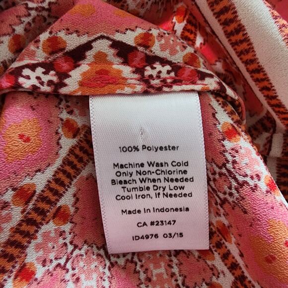 Talbots Petites pink long sleeve button front Geometric design womens size LP - Picture 6 of 7